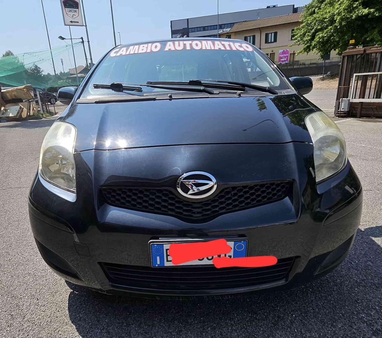 DAIHATSU Charade 1.3 MMT B You Five - 2