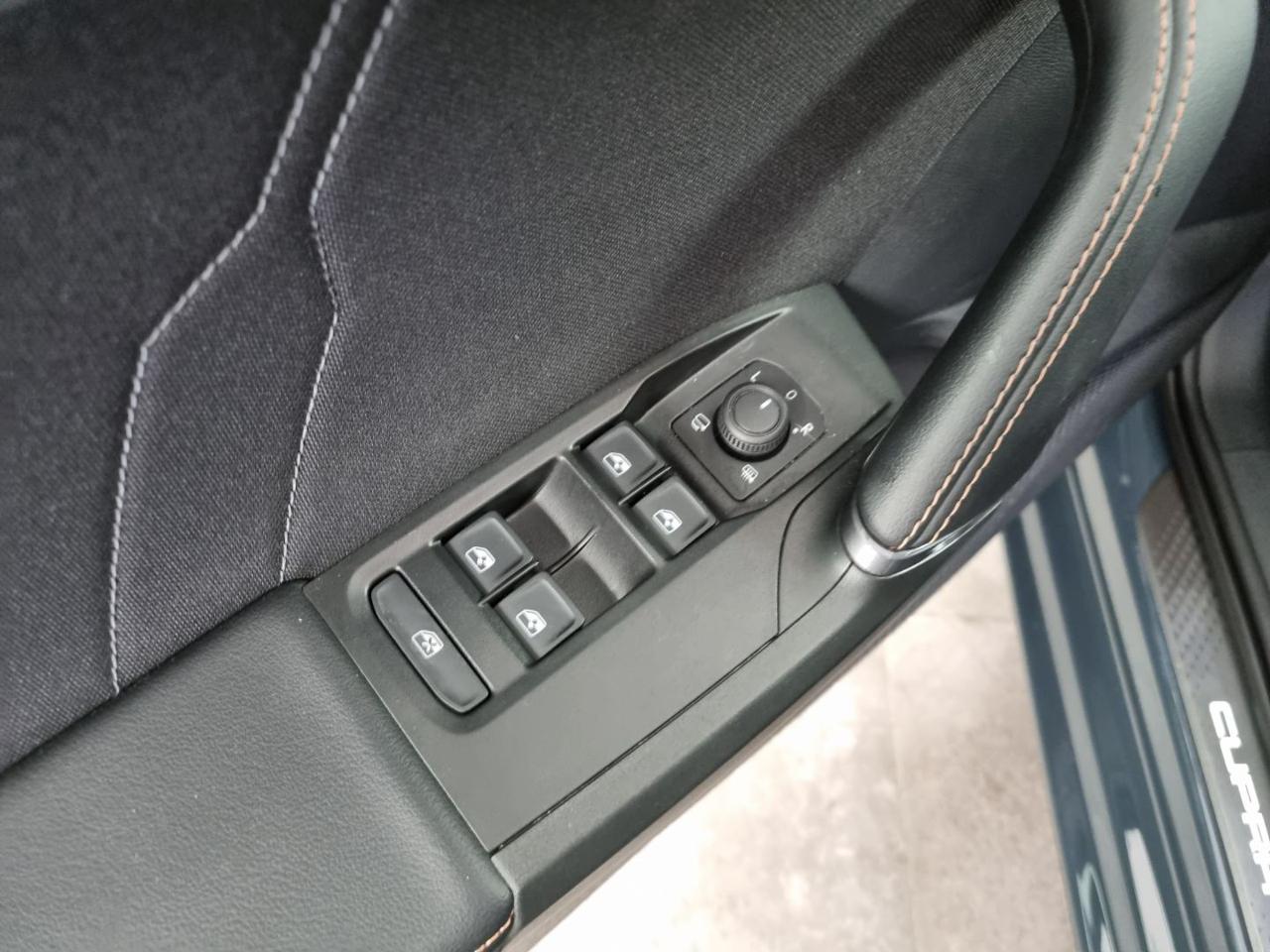 CUPRA Leon 1.5 Hybrid 150 CV DSG - 25