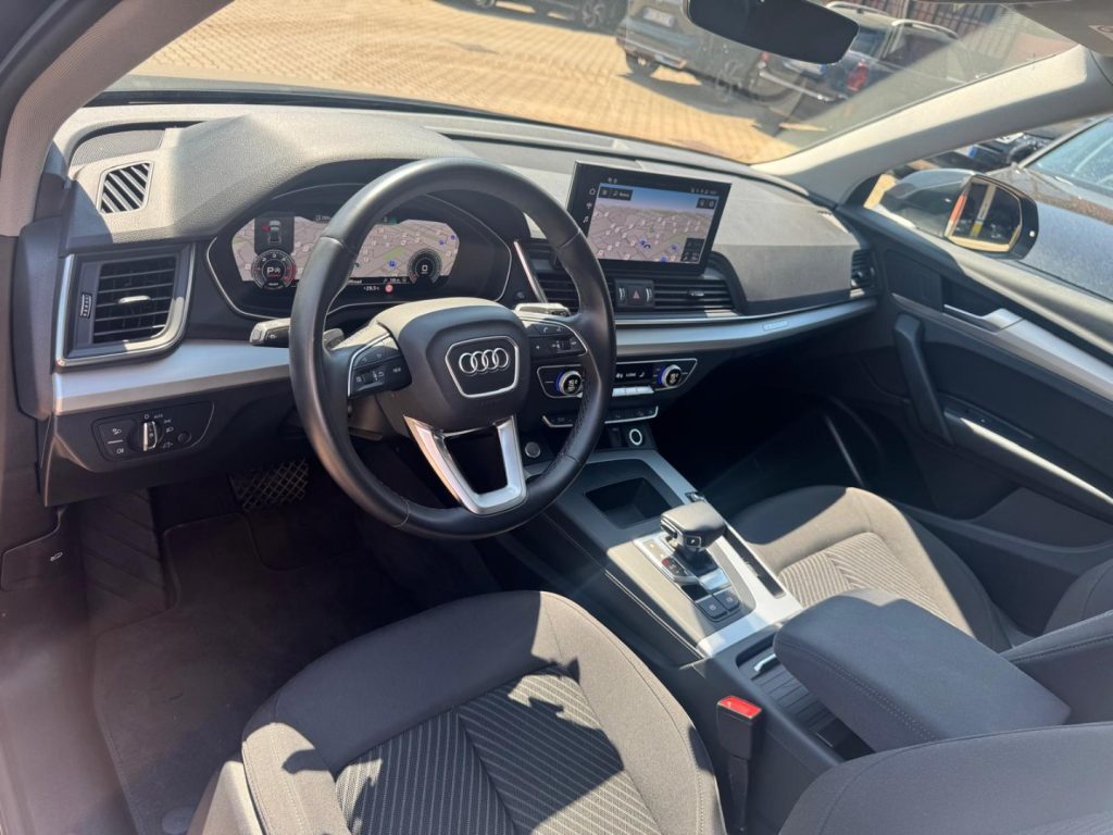 AUDI Q5 40 TDI 204 CV quattro S tronic Business Advanced - 20