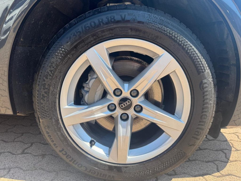 AUDI Q5 40 TDI 204 CV quattro S tronic Business Advanced - 22