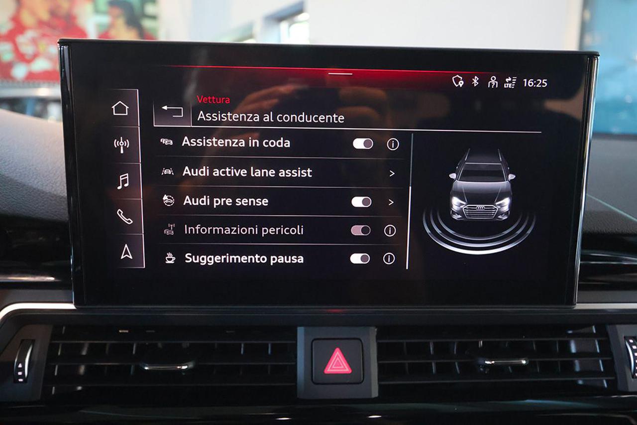 AUDI A4 45 TFSI Avant Quattro S-Tronic S-Line - 30