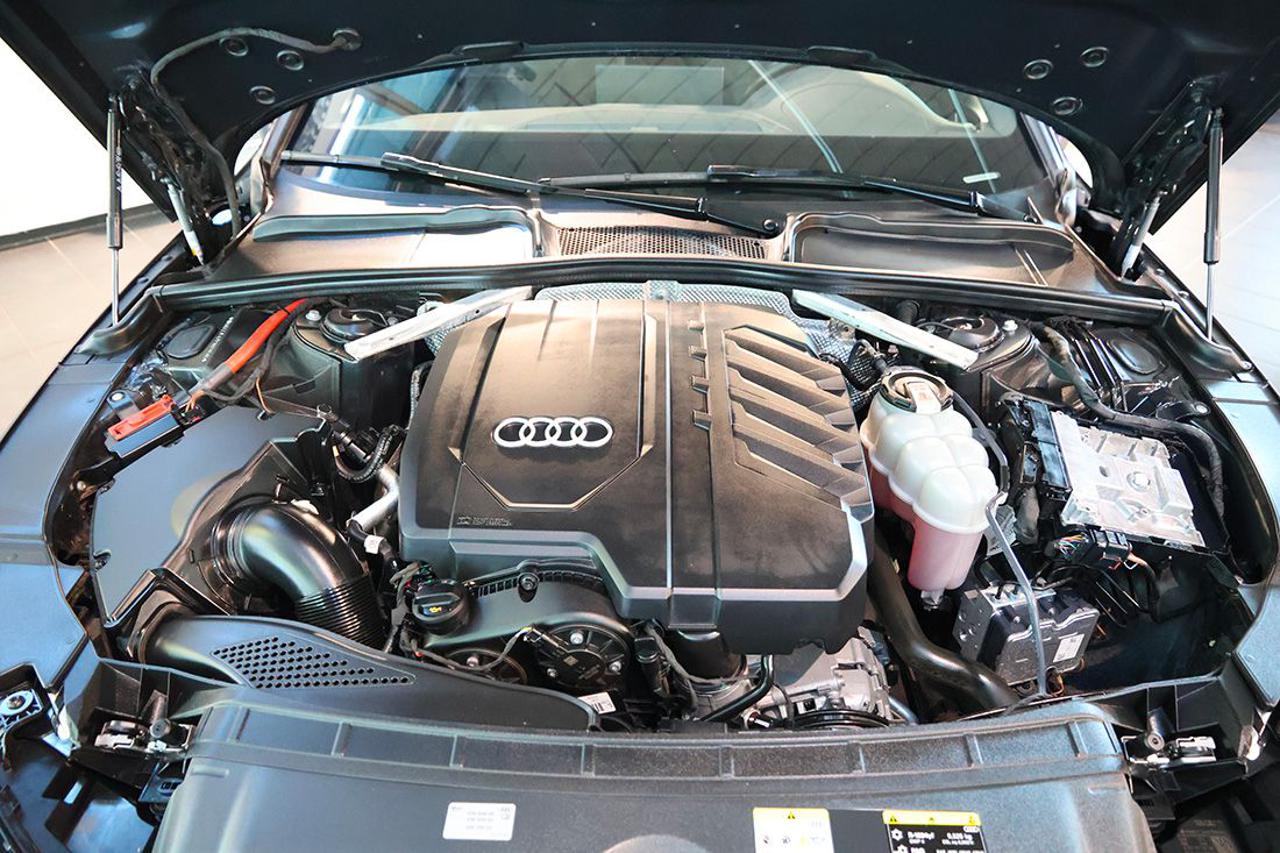 AUDI A4 45 TFSI Avant Quattro S-Tronic S-Line - 11