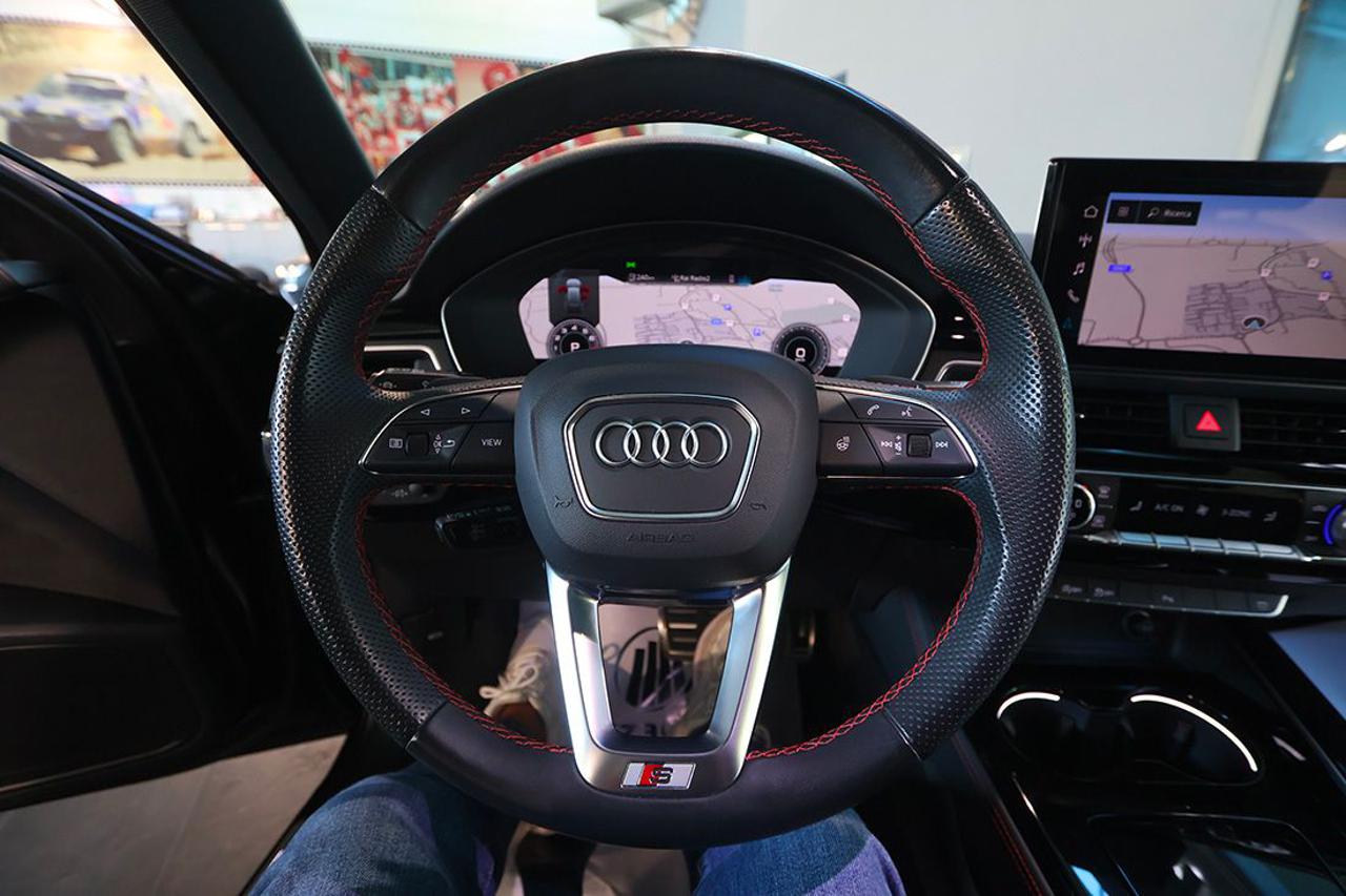 AUDI A4 45 TFSI Avant Quattro S-Tronic S-Line - 21