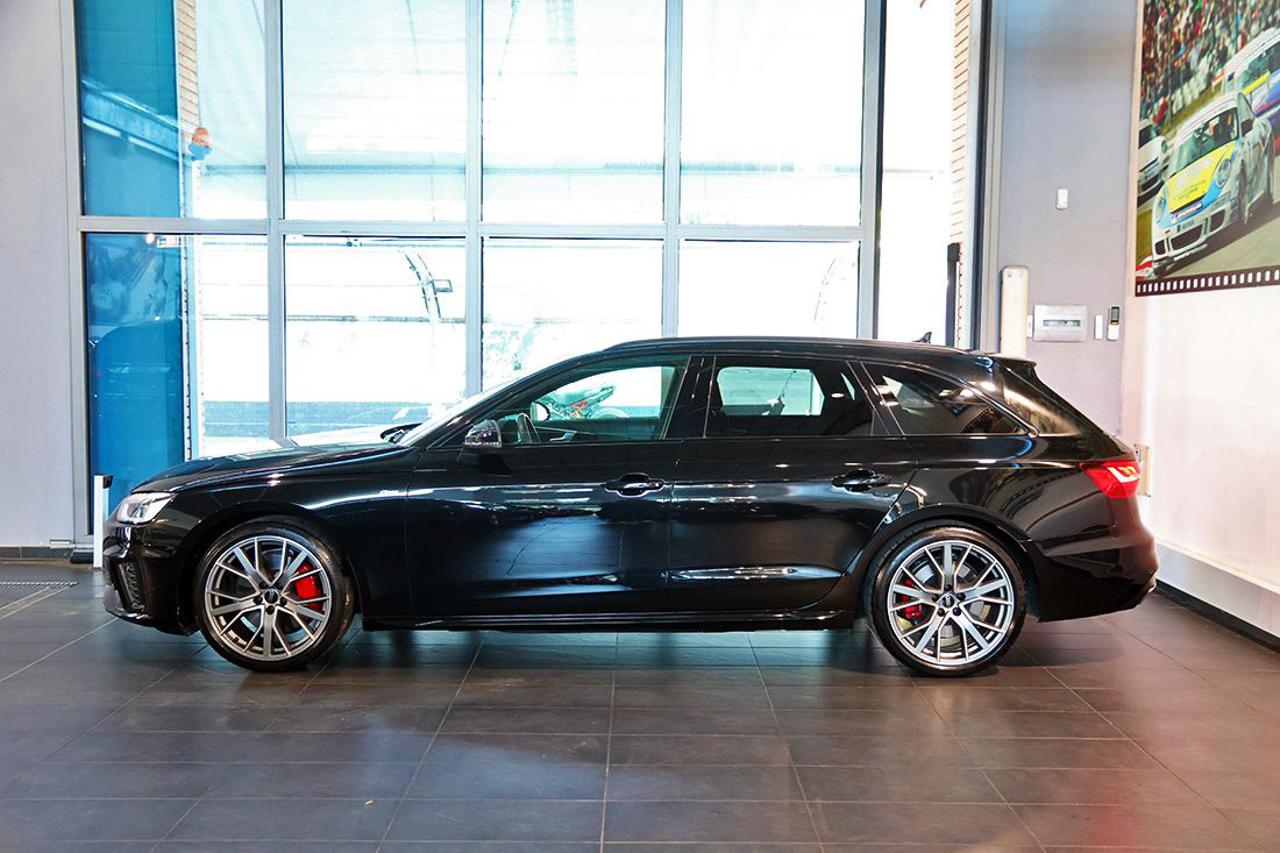 AUDI A4 45 TFSI Avant Quattro S-Tronic S-Line - 3