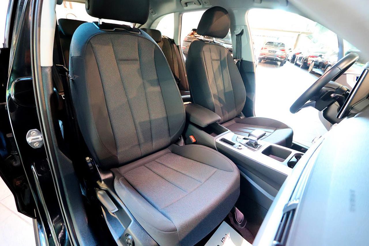 AUDI A4 30 TDI Avant S-Tronic Business Advanced - 17