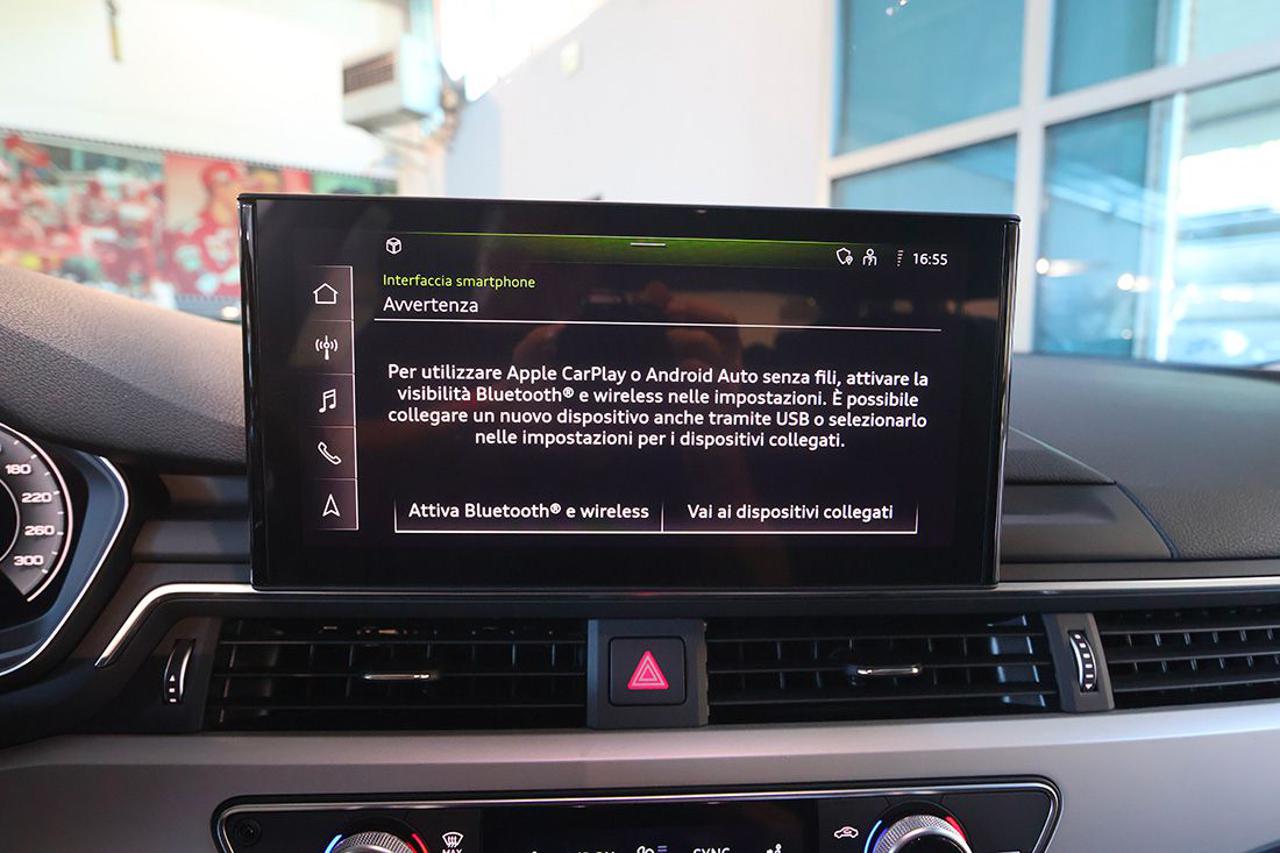 AUDI A4 30 TDI Avant S-Tronic Business Advanced - 26