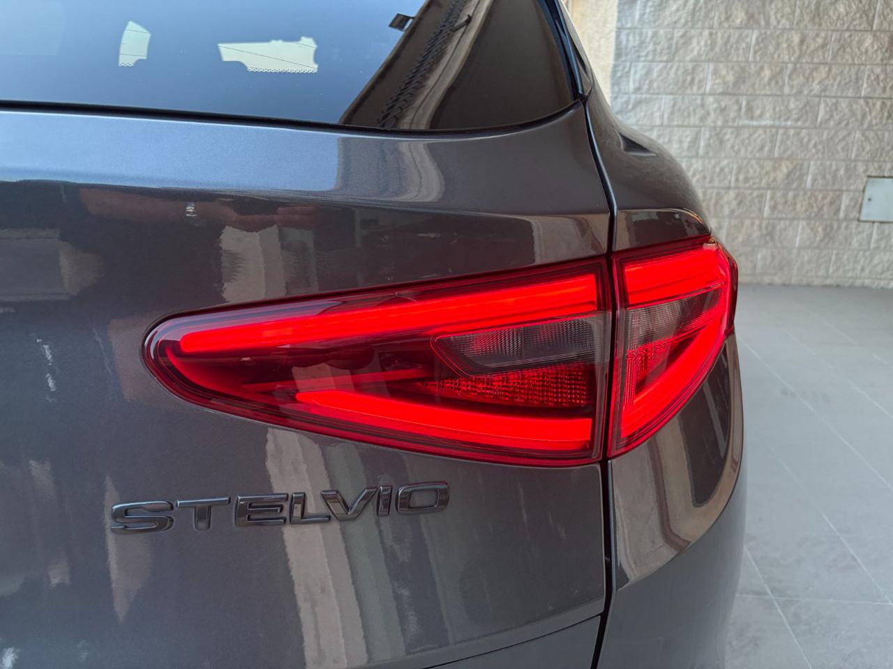 ALFA ROMEO Stelvio 2.2 Turbodiesel 210 CV AT8 Q4 Veloce TETTO - 38