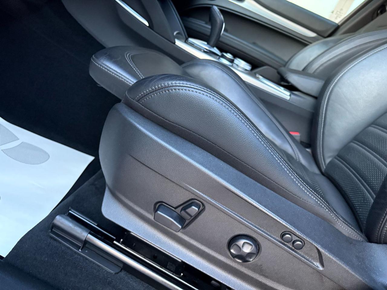 ALFA ROMEO Stelvio 2.2 Turbodiesel 210 CV AT8 Q4 Veloce TETTO - 18