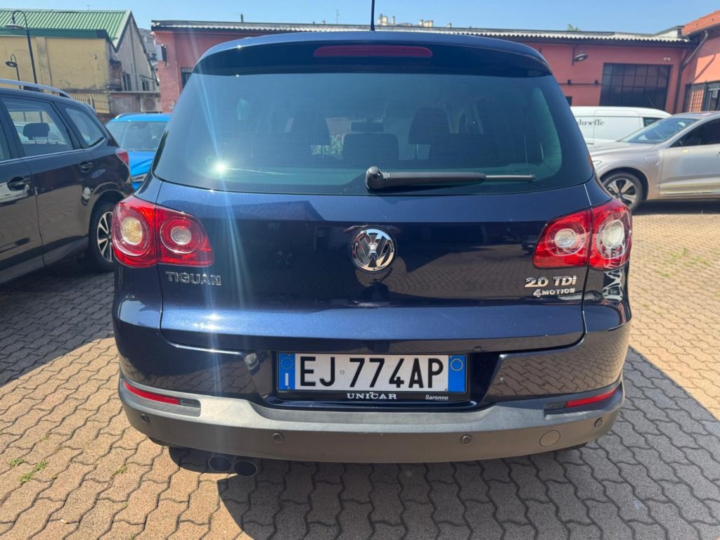 VOLKSWAGEN Tiguan 2.0 TDI DPF 4MOTION DSG Sport & Style - 4
