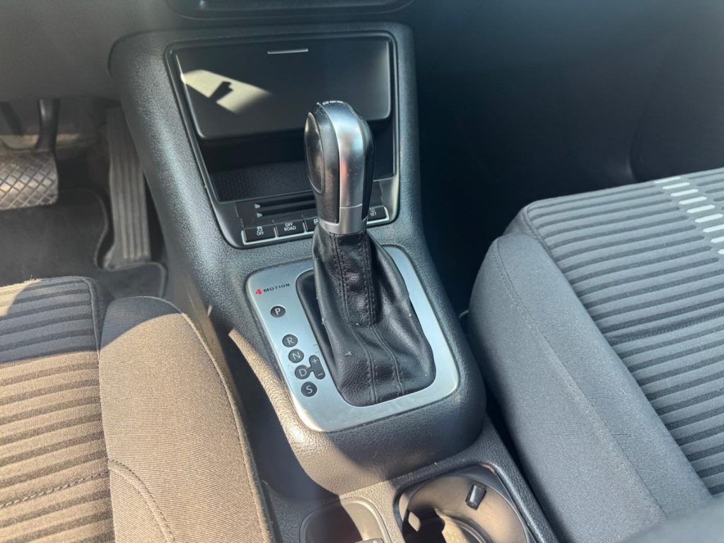 VOLKSWAGEN Tiguan 2.0 TDI DPF 4MOTION DSG Sport & Style - 12