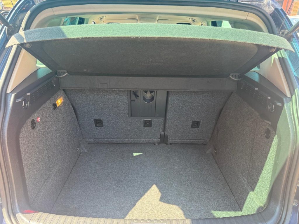 VOLKSWAGEN Tiguan 2.0 TDI DPF 4MOTION DSG Sport & Style - 15