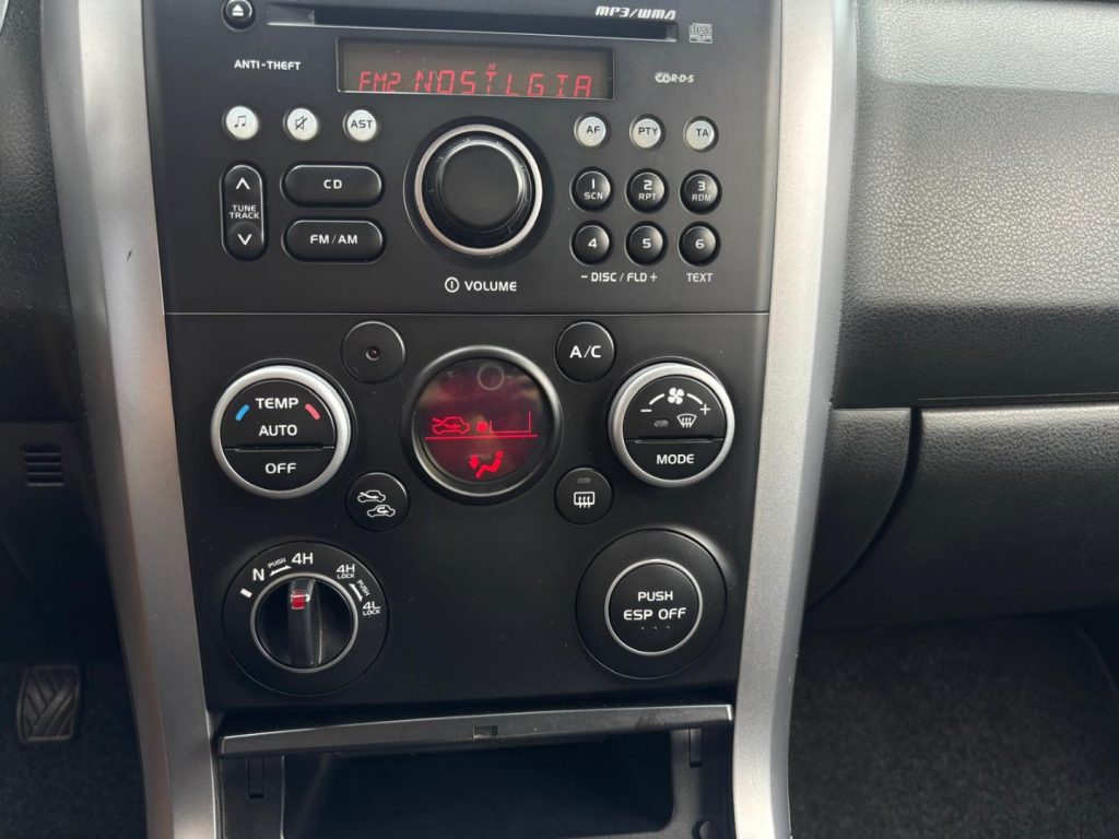 SUZUKI Grand Vitara 1.9 DDiS 3 porte 4X4 - 13