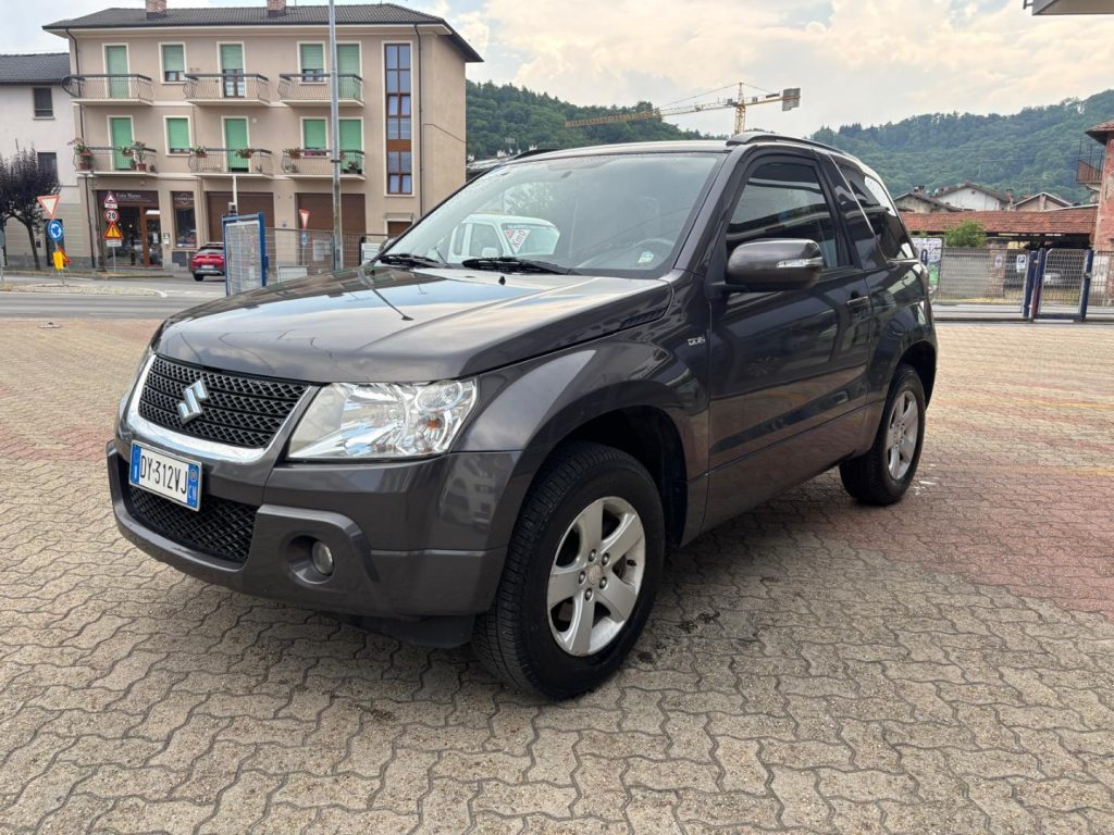 SUZUKI Grand Vitara 1.9 DDiS 3 porte 4X4 - 4