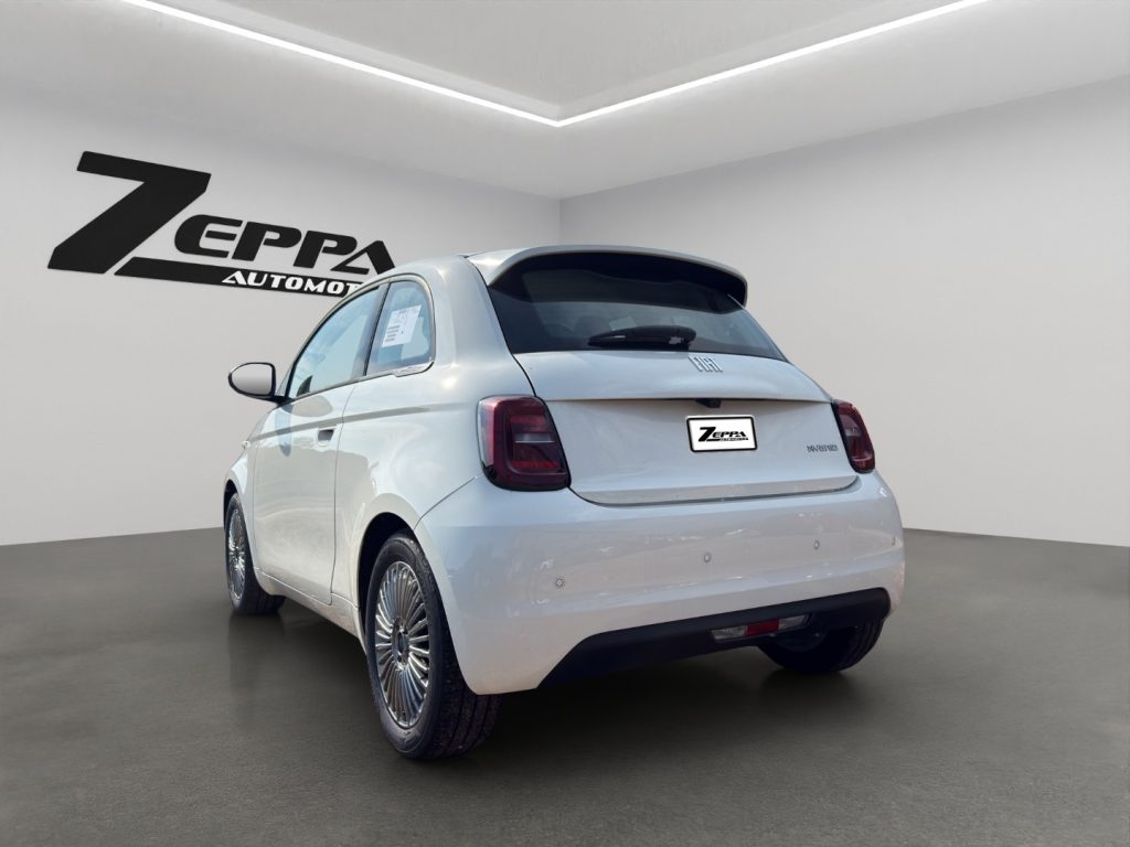 FIAT 500 Berlina Hybrid Icon - 4