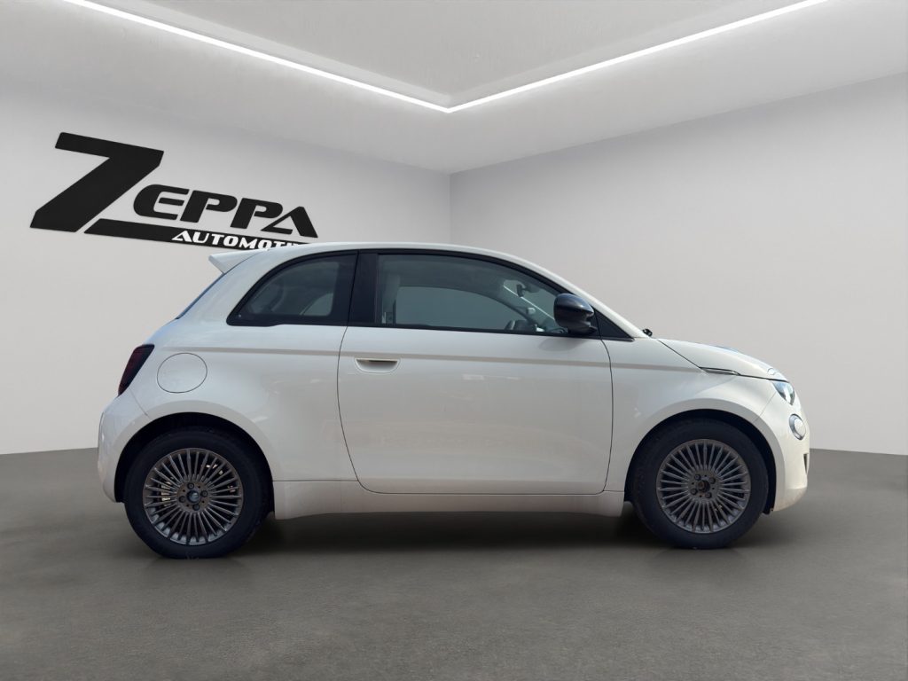 FIAT 500 Berlina Hybrid Icon - 7