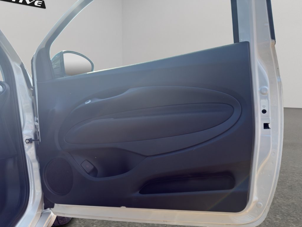 FIAT 500 Berlina Hybrid Icon - 17
