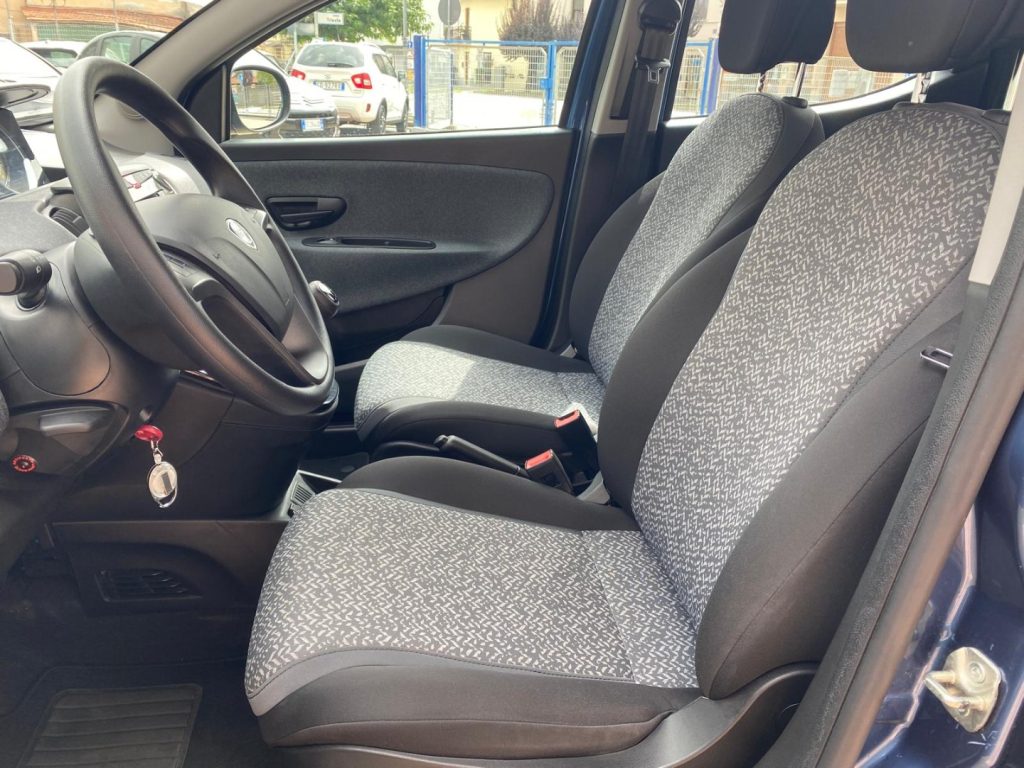 LANCIA Ypsilon 1.0 Mild-Hybrid Silver 5POSTI - 9