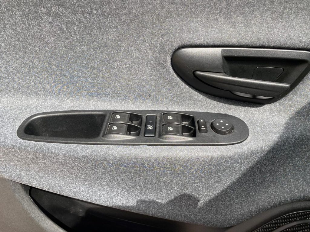 LANCIA Ypsilon 1.0 Mild-Hybrid Silver 5POSTI - 10