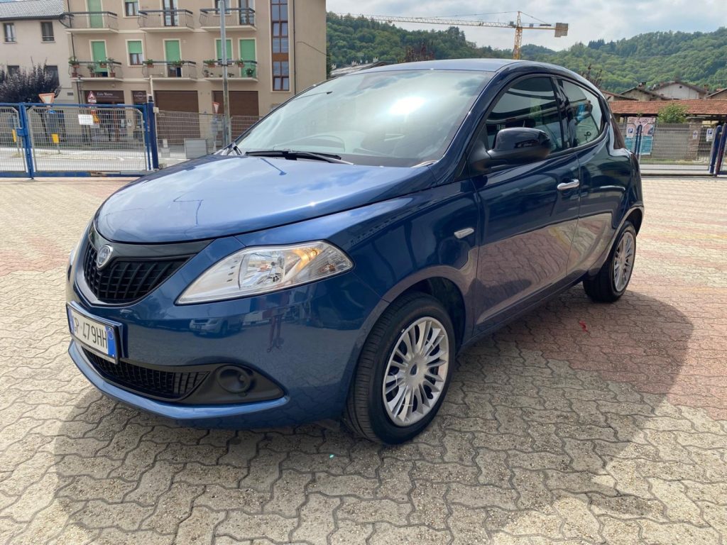 LANCIA Ypsilon 1.0 Mild-Hybrid Silver 5POSTI - 18