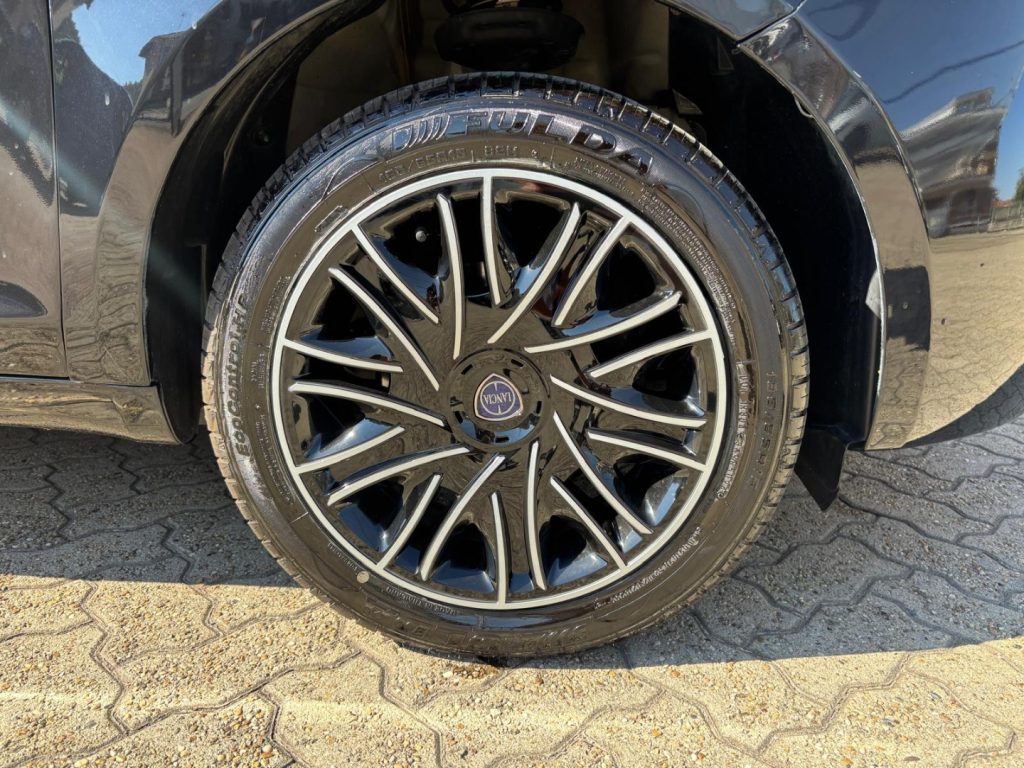 LANCIA Ypsilon 1.0 Mild-Hybrid Gold 5posti - 8