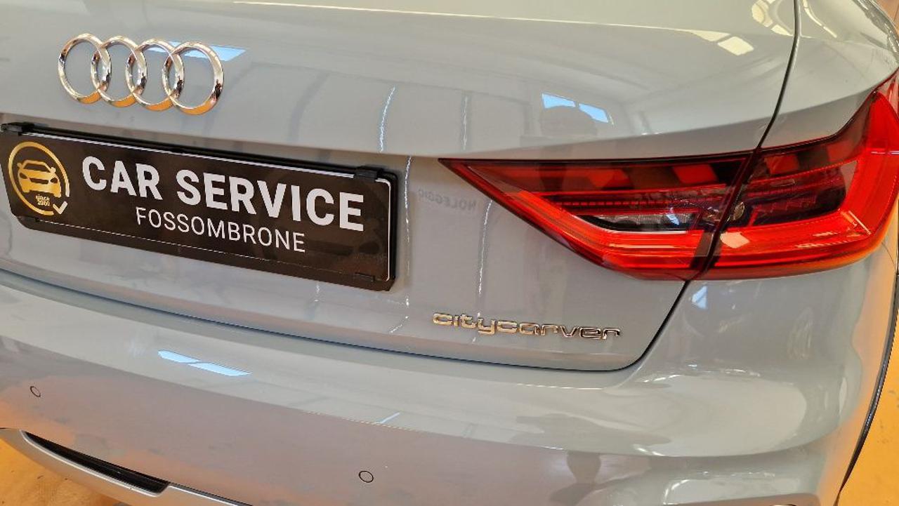 AUDI A1 allstreet 30 TFSI S tronic Identity Contrast - 3