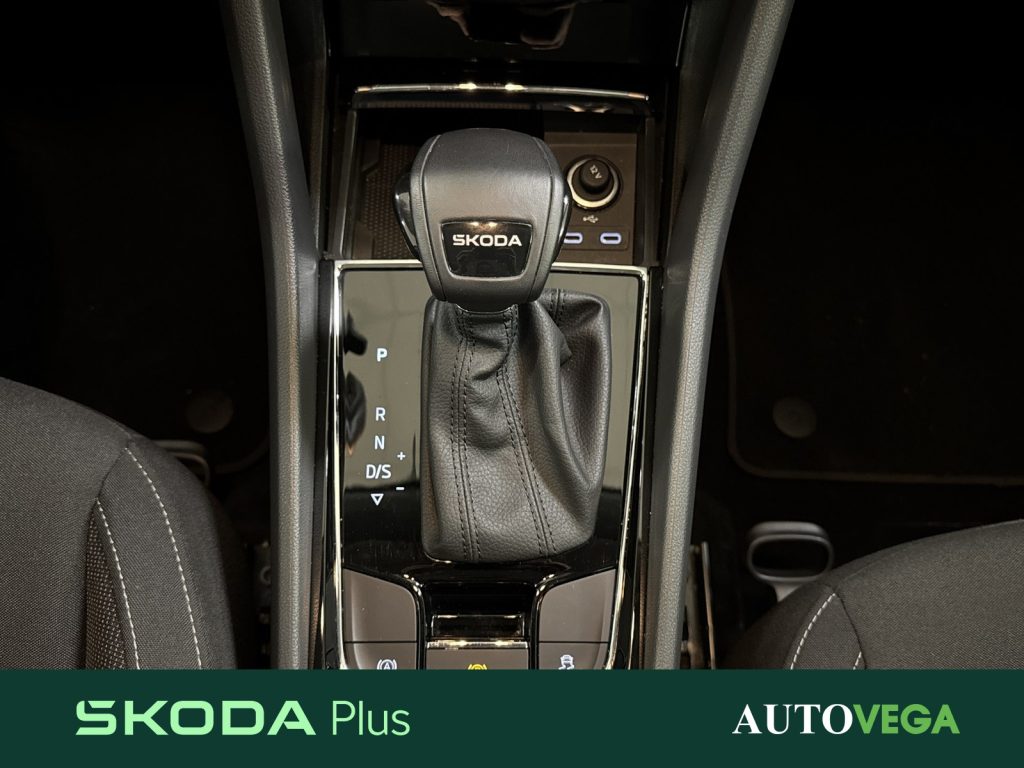 SKODA Karoq 2.0 tdi executive 150cv dsg - 11