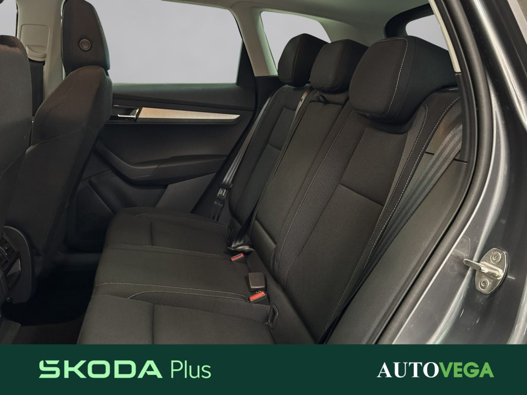 SKODA Karoq 2.0 tdi executive 150cv dsg - 12