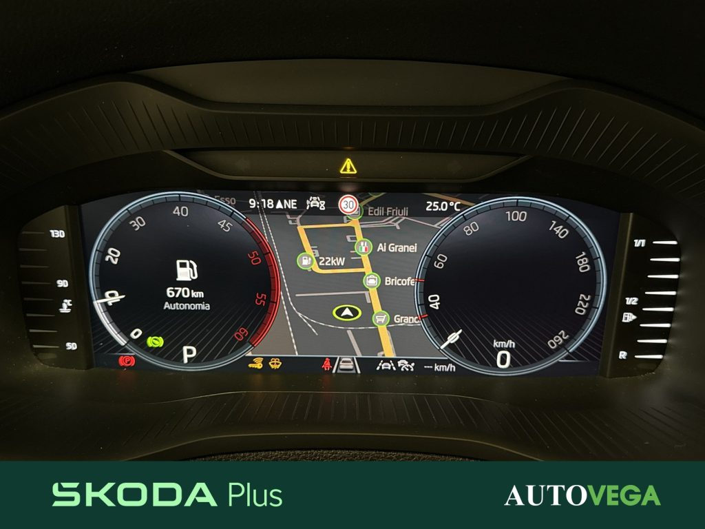 SKODA Karoq 2.0 tdi executive 150cv dsg - 14