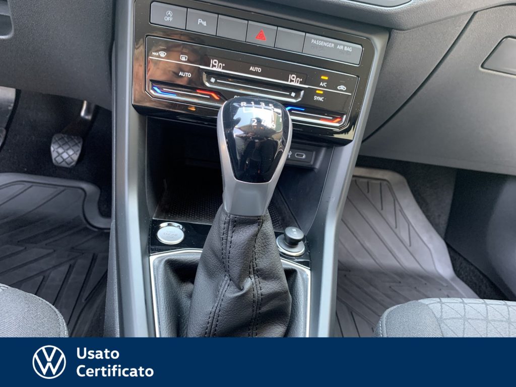 VOLKSWAGEN T-Cross 1.0 tsi style 110cv - 11