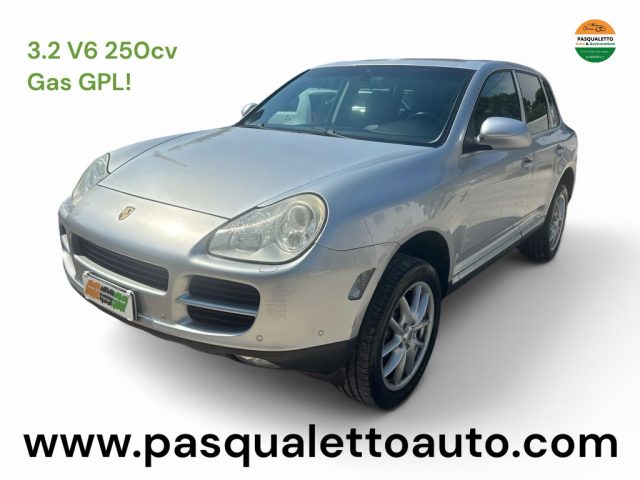 PORSCHE Cayenne Argento metallizzato