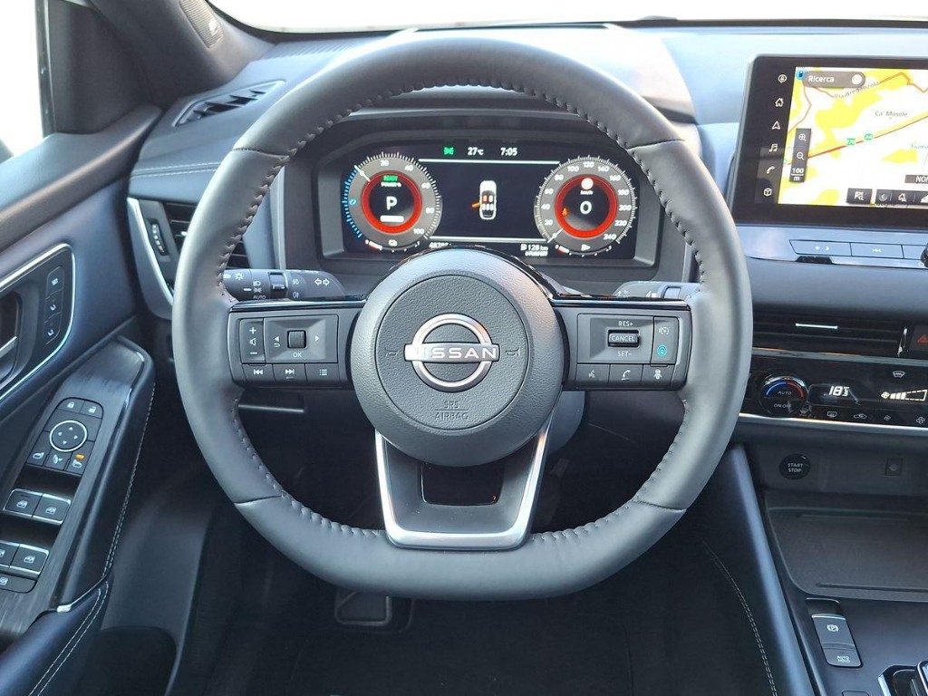 NISSAN Qashqai e-Power Aut. + Tetto apr. - 10