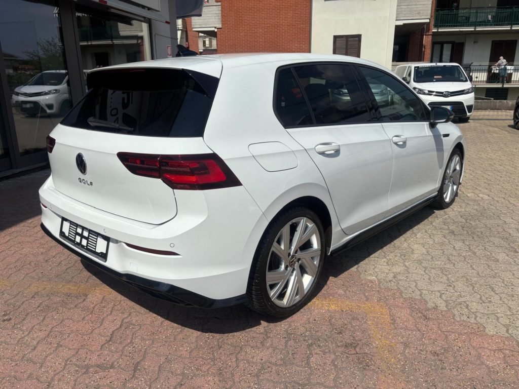 VOLKSWAGEN Golf 2.0 TDI R-Line 150 CV DSG - 6