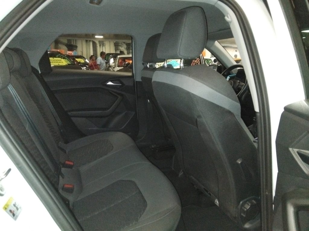 AUDI A1 citycarver 30 TFSI S tronic Identity Contrast - 10