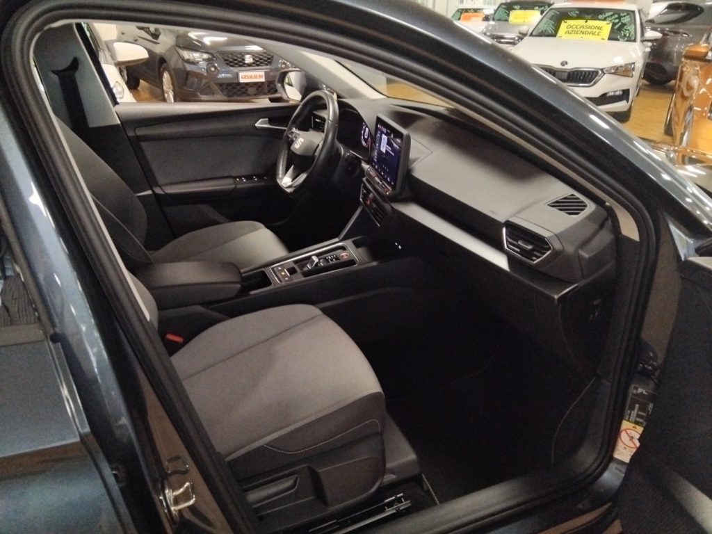 SEAT Leon 1.5 hybrid DSG Business LED 17 GRIMALDI SP. DAY - 14