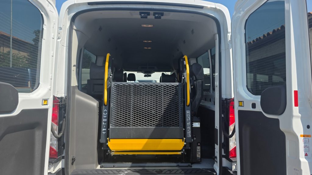 FORD Transit 350 2.0 EcoBl. 130CV PL-TM L3H2 disabili 9 posti - 7