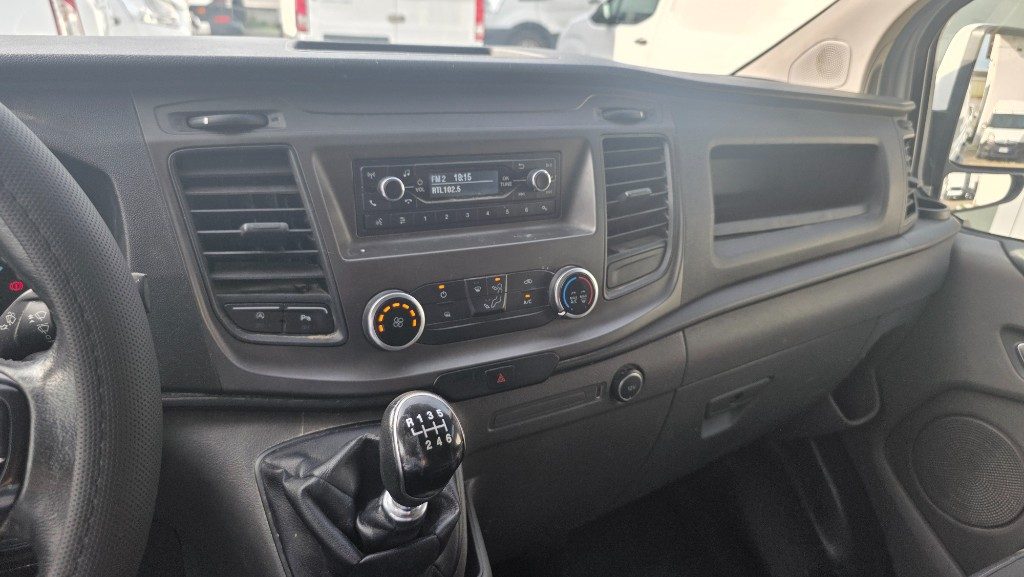 FORD Transit Custom 300 2.0 TDCi 130 PL Furgone Trend L2H1 - 10