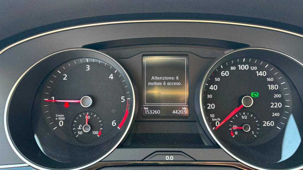 VOLKSWAGEN Passat 2.0 TDI DSG Business BlueMotion Technology - 11
