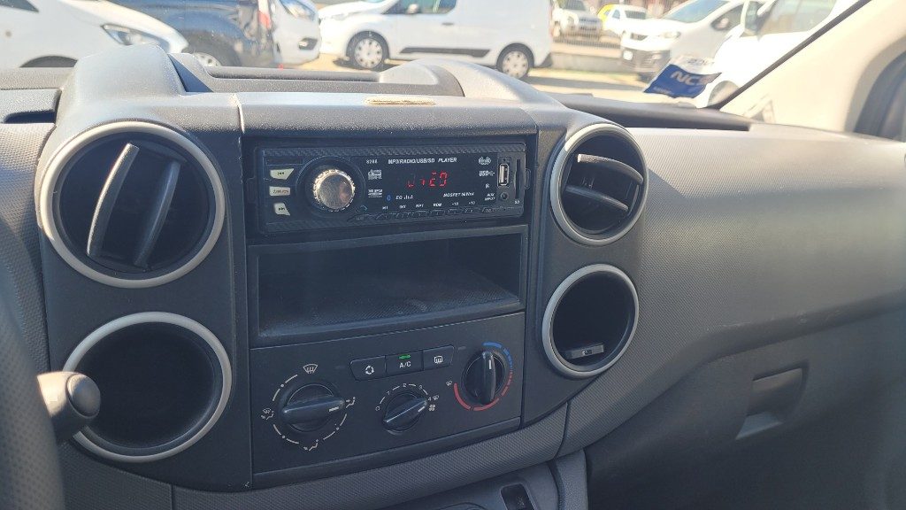 PEUGEOT Partner 1.6 HDi 90CV L1 3 posti Furgone Affaire - 13
