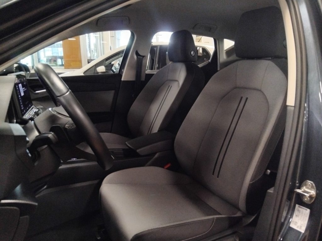 SEAT Leon 1.5 hybrid 116 CV DSG Business LED VIDEO 17 - 18