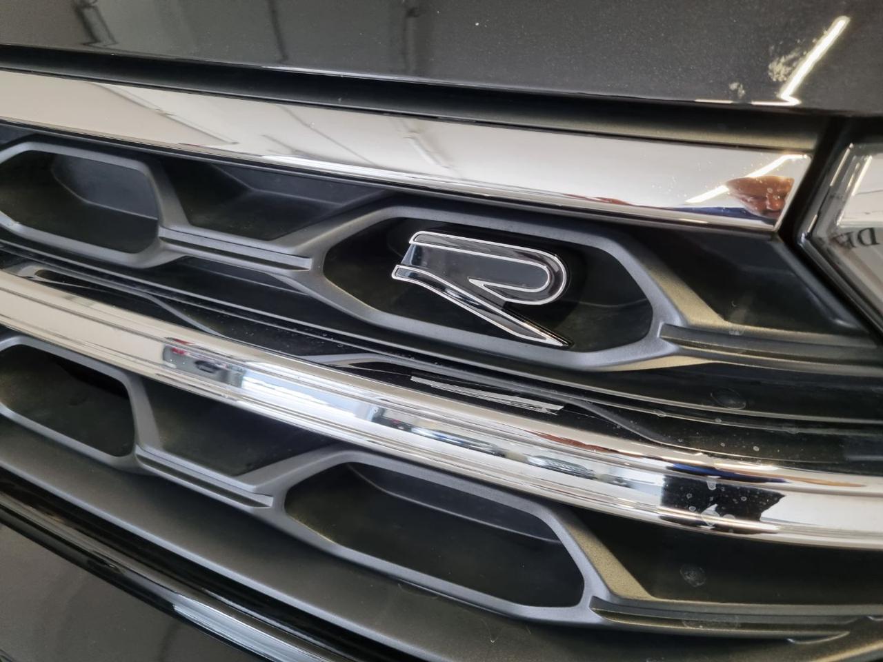 VOLKSWAGEN T-Roc 1.5 TSI ACT DSG R-Line - 34