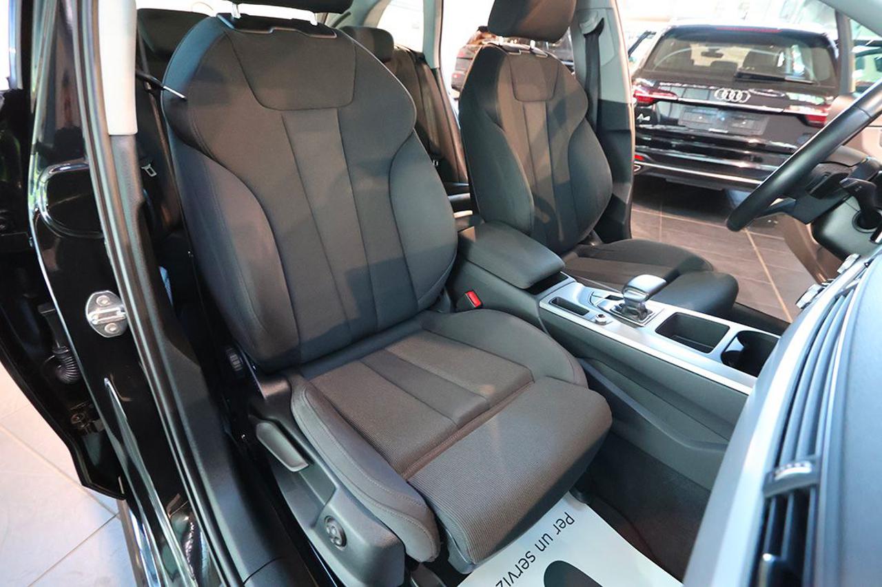 AUDI A4 35 TDI Avant S-Tronic S-Line - 16