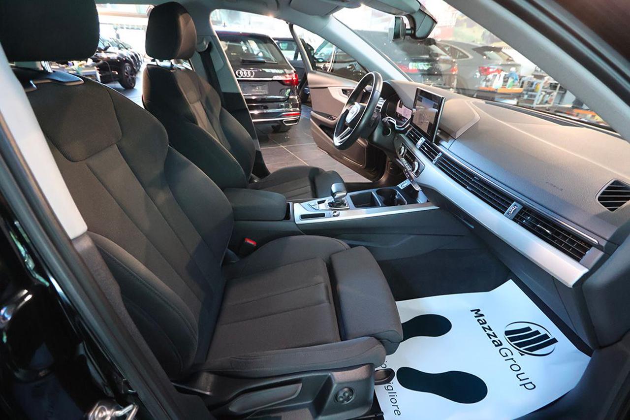 AUDI A4 35 TDI Avant S-Tronic S-Line - 35