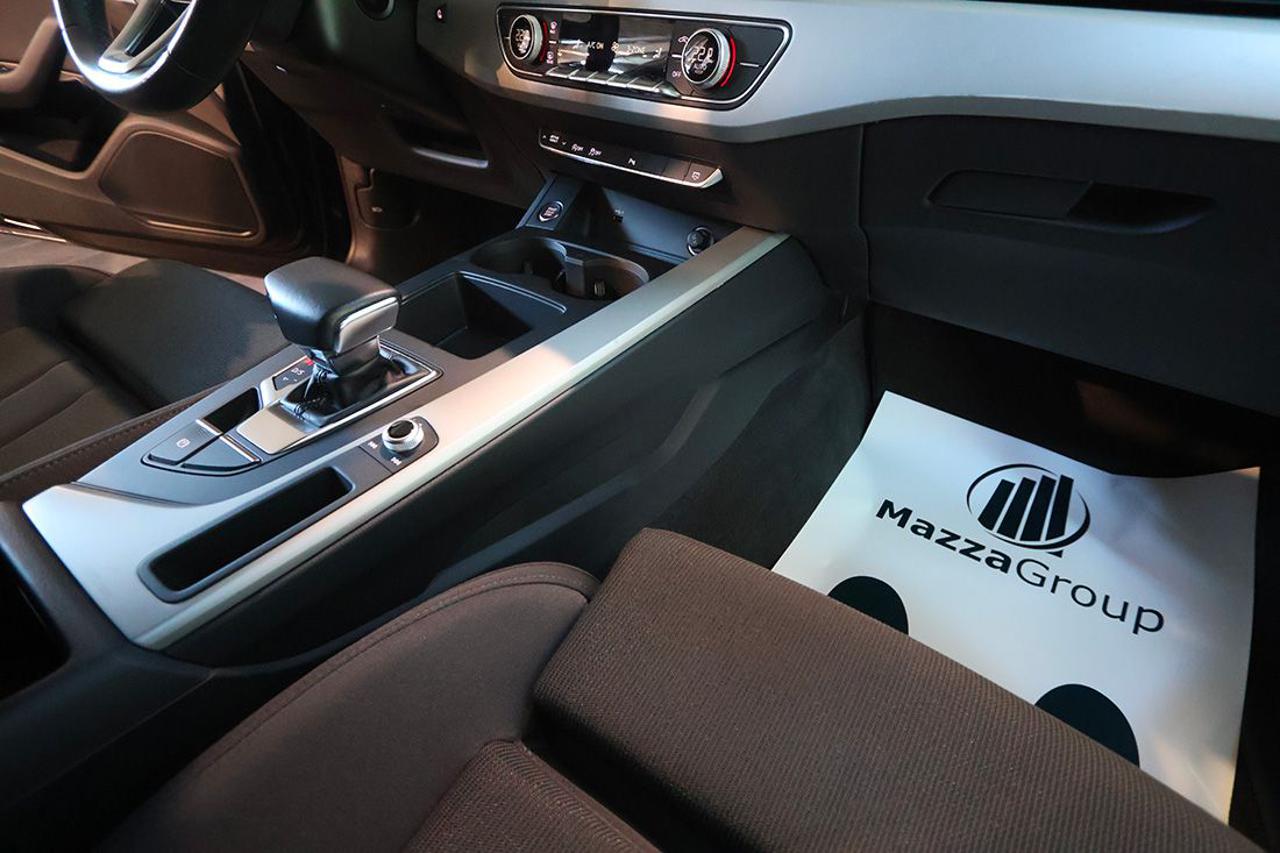 AUDI A4 35 TDI Avant S-Tronic S-Line - 31