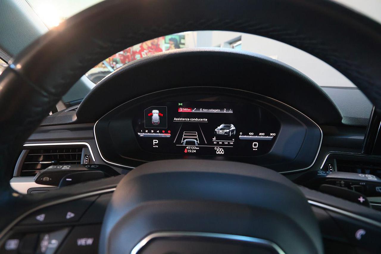 AUDI A4 35 TDI Avant S-Tronic S-Line - 29