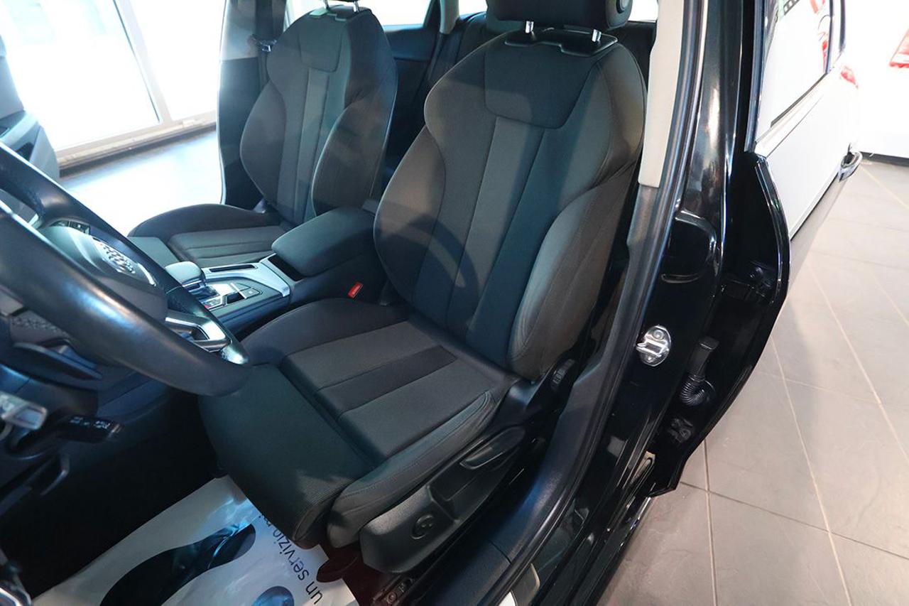 AUDI A4 35 TDI Avant S-Tronic S-Line - 17