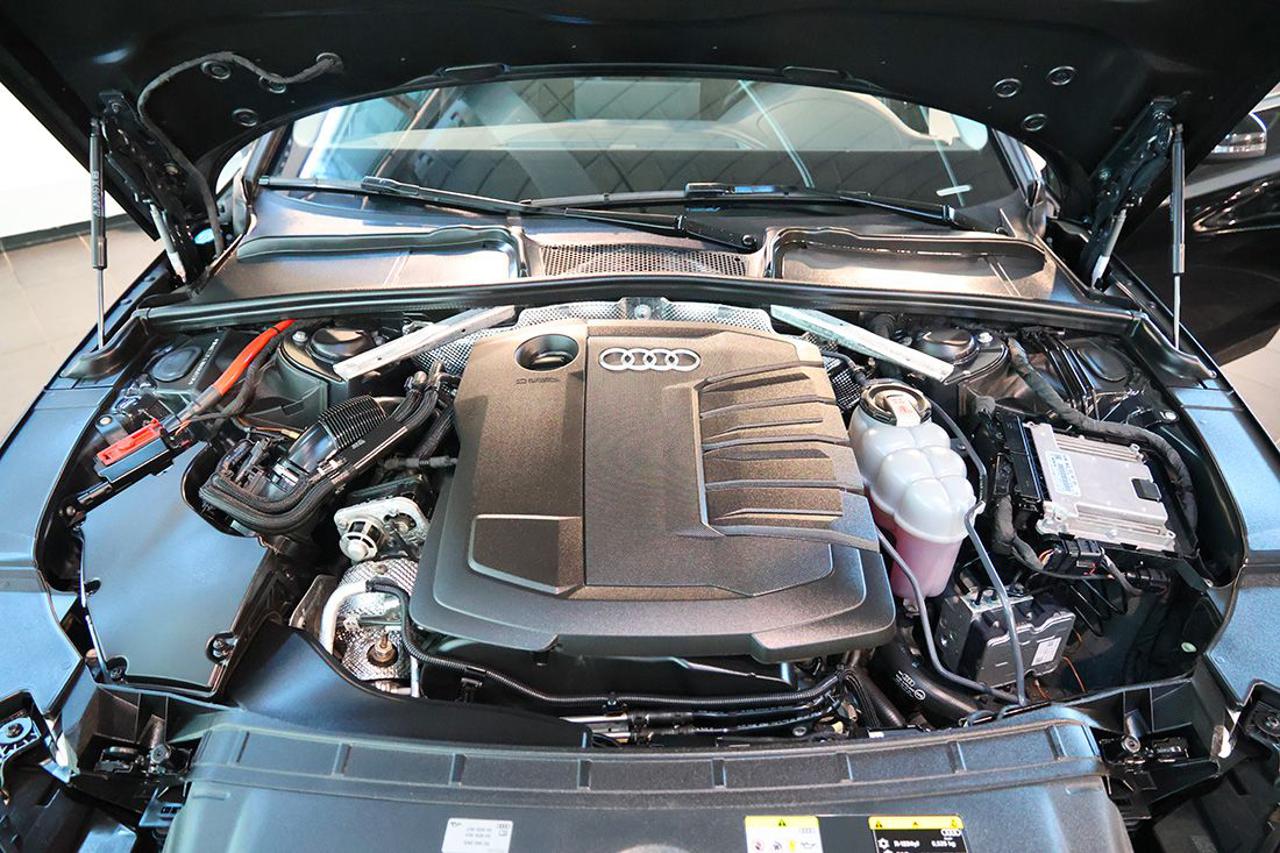 AUDI A4 35 TDI Avant S-Tronic S-Line - 11