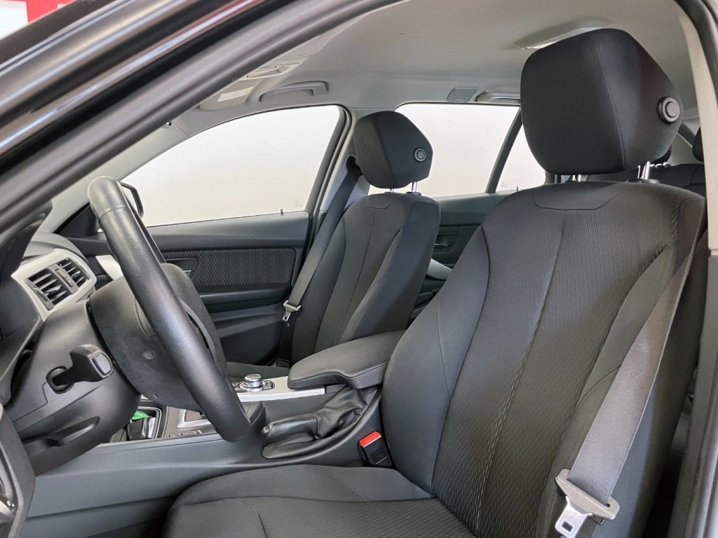 BMW 318 D TOURING BUSINESS AUTO - 16