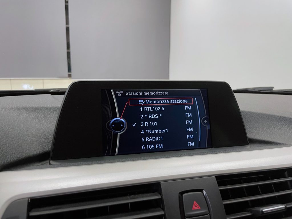 BMW 318 D TOURING BUSINESS AUTO - 22