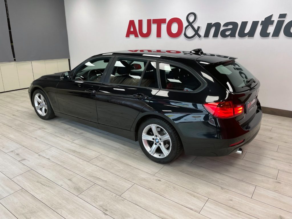 BMW 318 D TOURING BUSINESS AUTO - 36