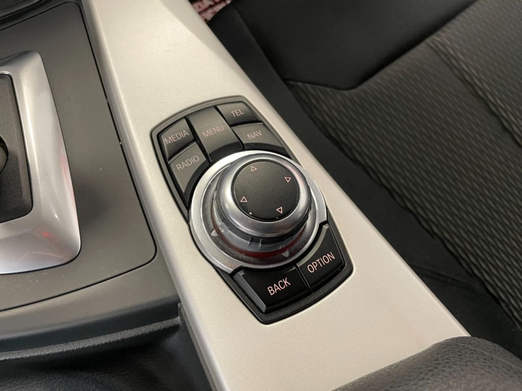 BMW 318 D TOURING BUSINESS AUTO - 47